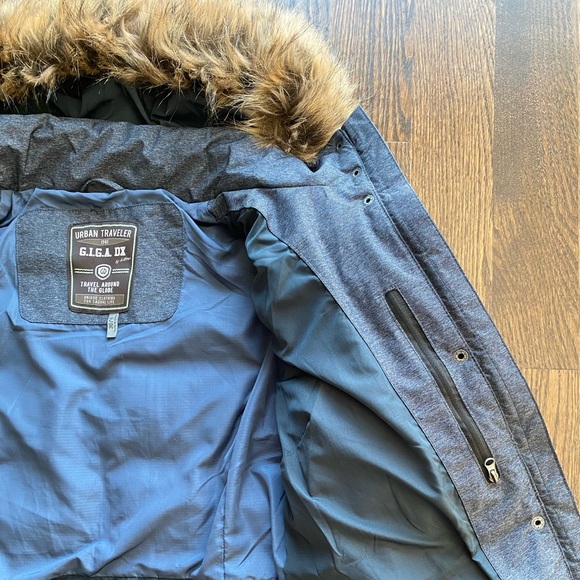 Women’s winter jacket - Picture 8 of 12